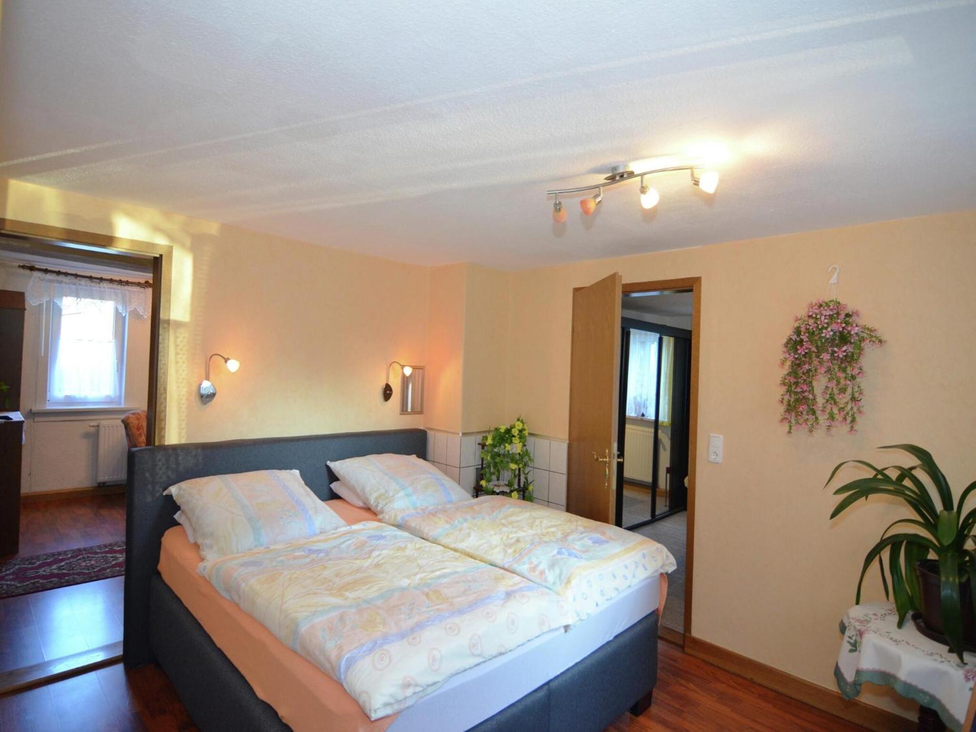 Holiday Home In Neustadt Am Rennsteig With Pond Esterno foto