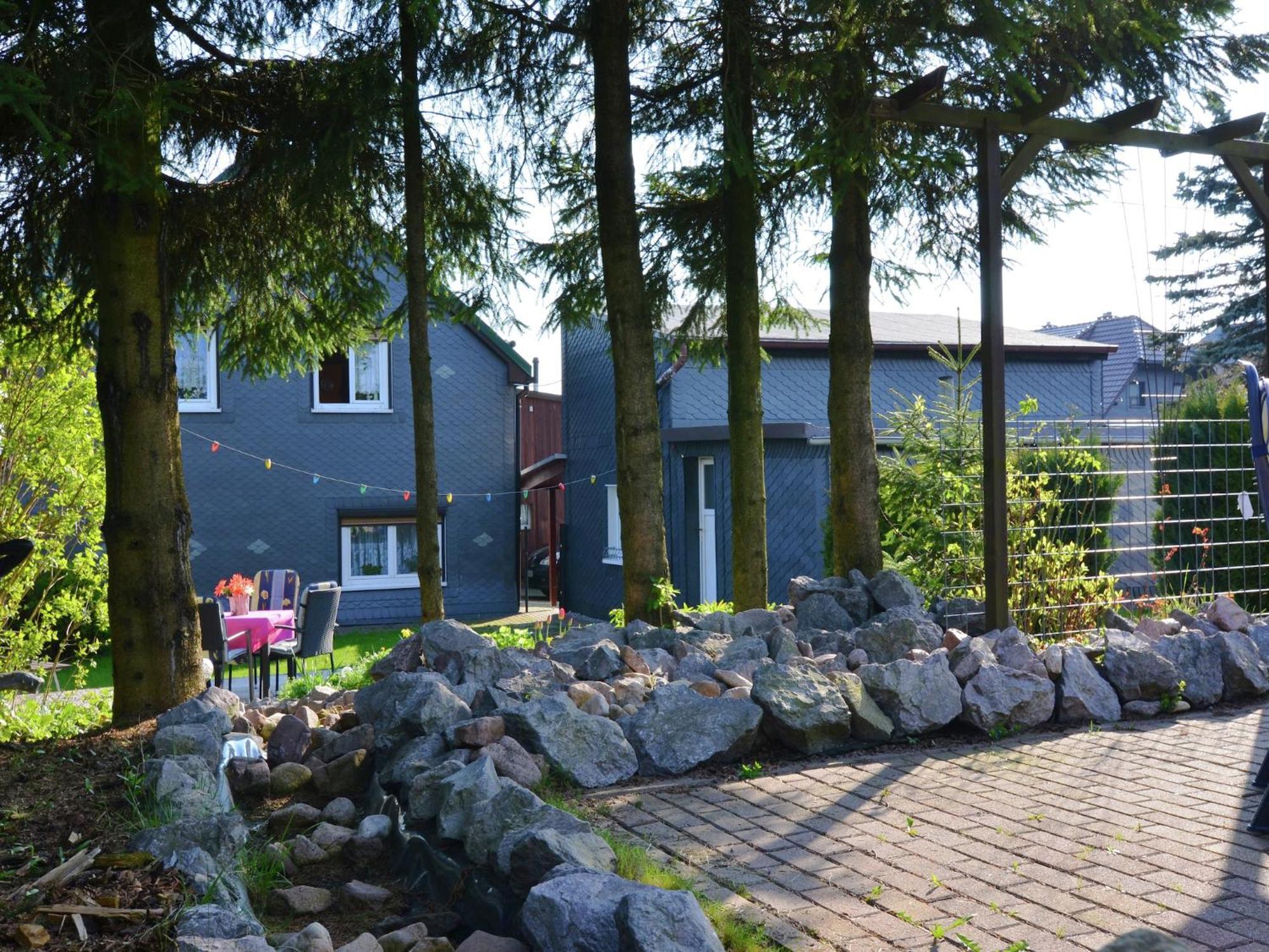 Holiday Home In Neustadt Am Rennsteig With Pond Esterno foto