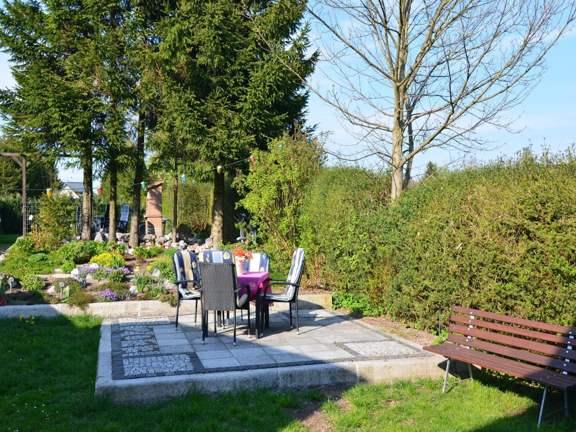 Holiday Home In Neustadt Am Rennsteig With Pond Esterno foto