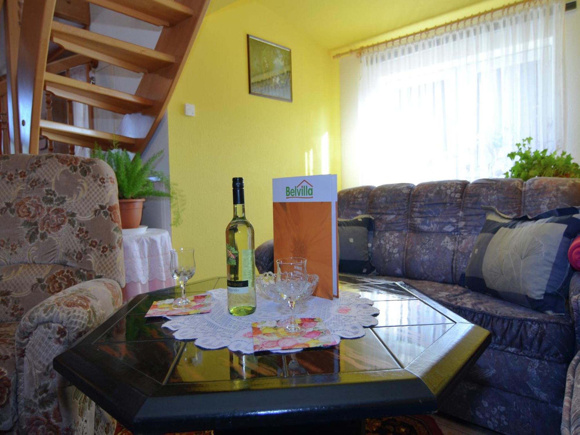 Holiday Home In Neustadt Am Rennsteig With Pond Esterno foto