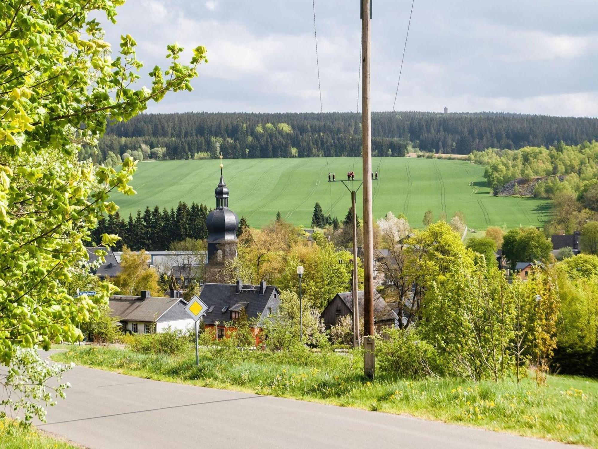 Holiday Home In Neustadt Am Rennsteig With Pond Esterno foto